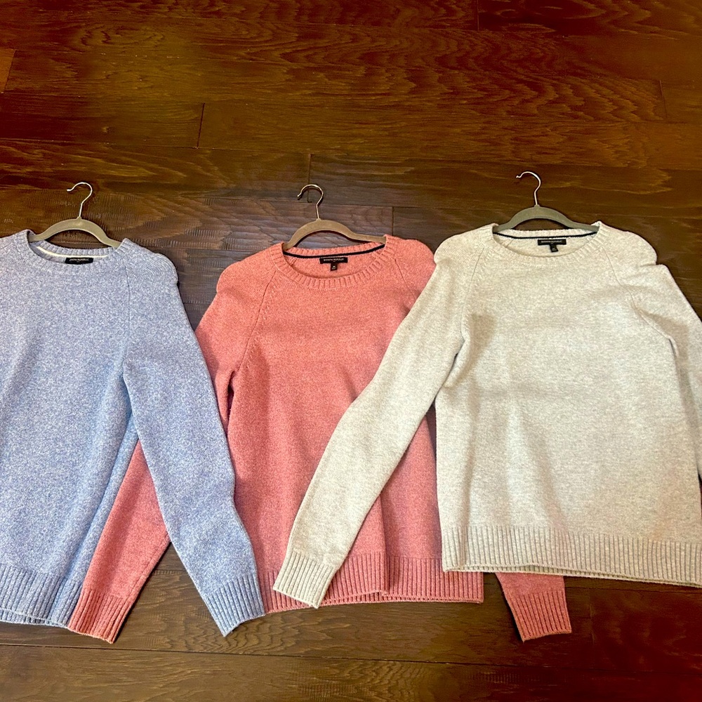 Lot of 3 Banana Rublic Crew Neck Sweaters